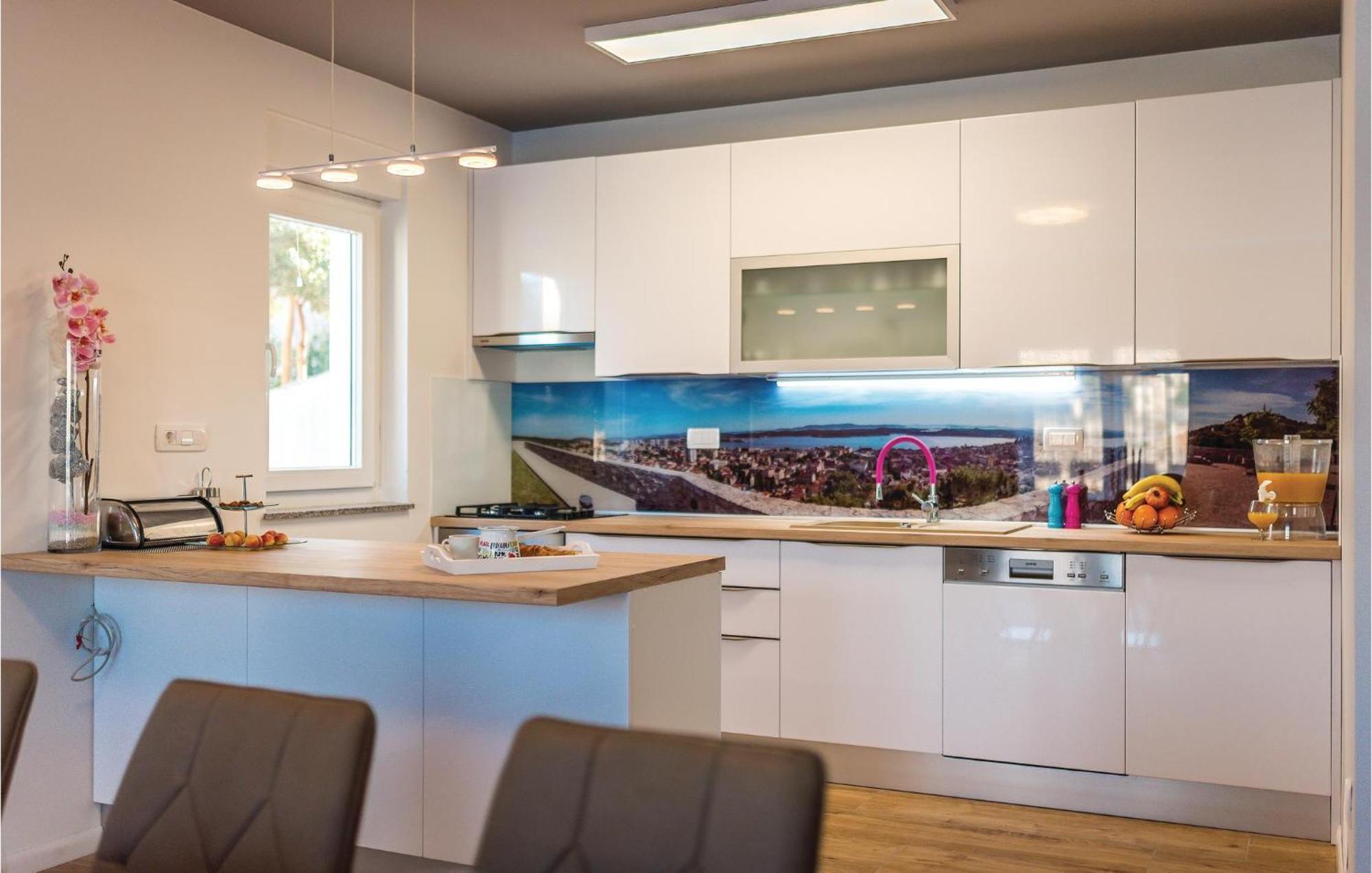 Beautiful Home In Sibenik With Kitchen ภายนอก รูปภาพ