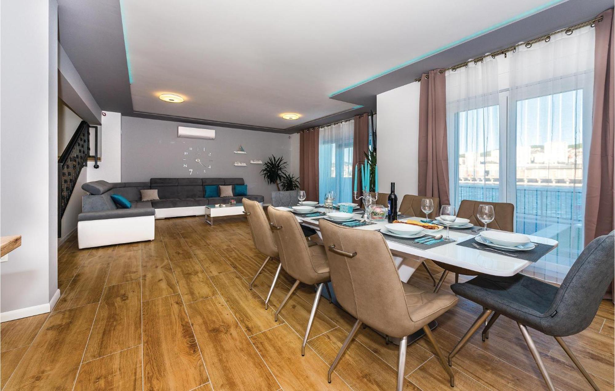 Beautiful Home In Sibenik With Kitchen ภายนอก รูปภาพ